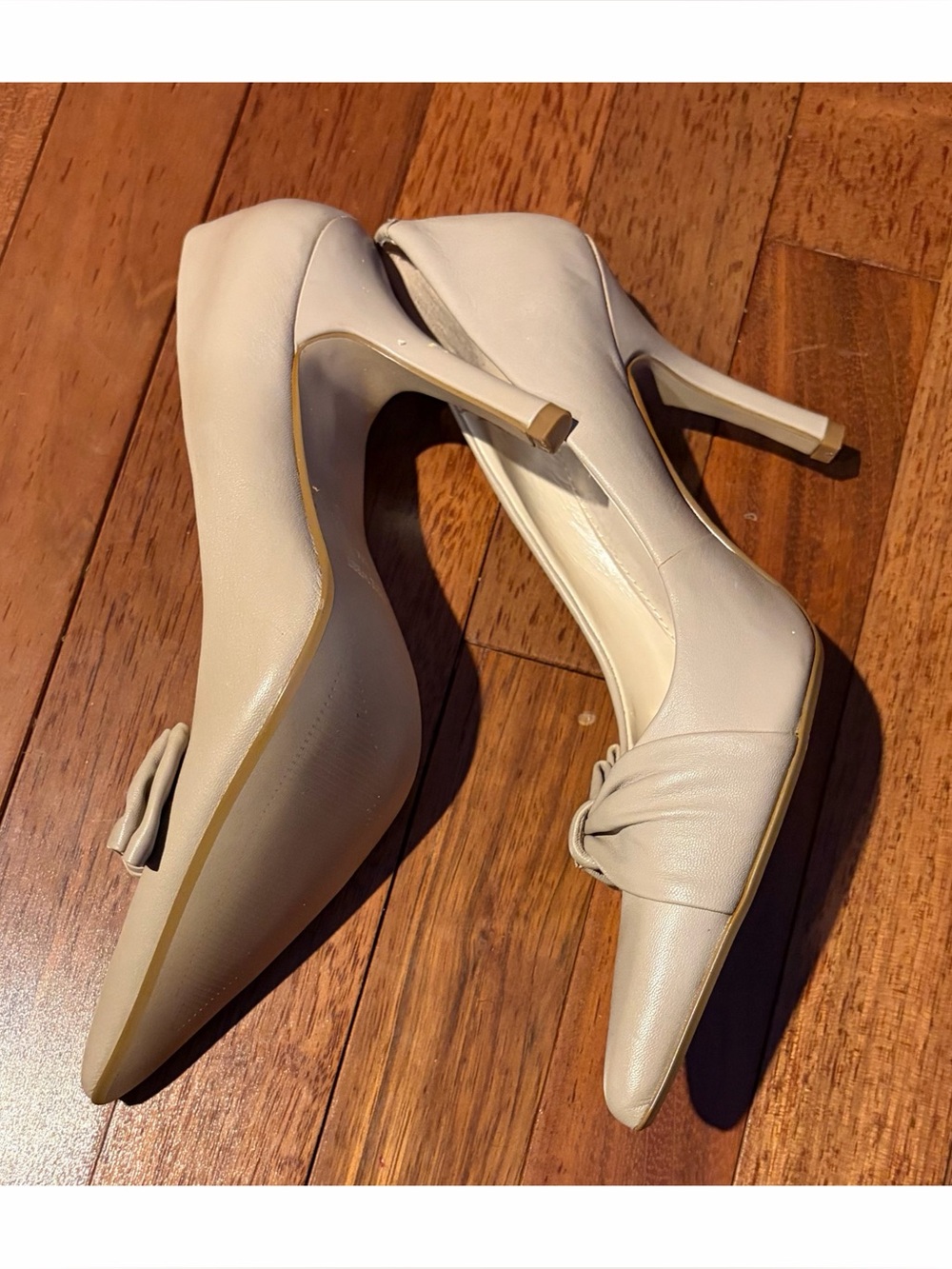 Nine West Classic Cream Pointed Toe Pumps with Knot Detail